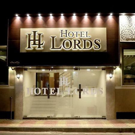 ホテル ローズ ムンバイ エクステリア 写真